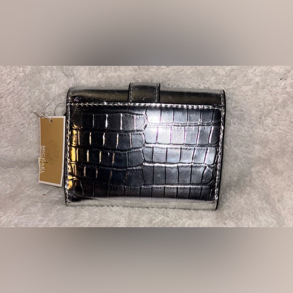 BNWT - Michael Kors Metallic Crocodile Embossed Tri-Fold Envelope Wallet - Picture 4 of 12